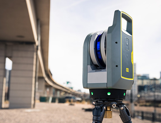 Pont-et-stations-Trimble-X9